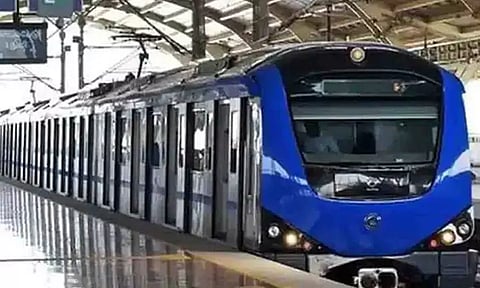 பயணிகளின் தேவையை கருத்தில் கொண்டு 6 பெட்டிகள் கொண்ட மெட்ரோ ரெயில்கள் இயக்க திட்டம்