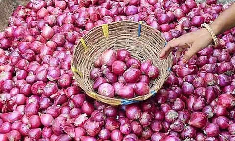 வெங்காய ஏற்றுமதிக்கு எந்த தடையும் விதிக்கவில்லை - மத்திய வாத்தக அமைச்சகம் தகவல்