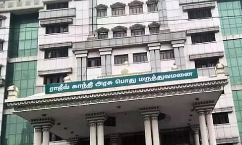 முதல்-அமைச்சர் காப்பீட்டு திட்டத்தின் கீழ் ராஜீவ்காந்தி அரசு ஆஸ்பத்திரியில் முதல் முறையாக கல்லீரல் மாற்று அறுவை சிகிச்சை