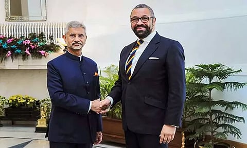 பிபிசி சோதனை விவகாரம்: கேள்வி கேட்ட இங்கிலாந்து வெளியுறவு மந்திரி, பதிலடி கொடுத்த இந்திய வெளியுறவு மந்திரி..!