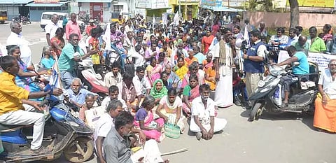 மாற்றுத்திறனாளிகள் ஆர்ப்பாட்டம்