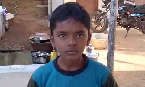 மொட்டை மாடிகளில் நீரும், உணவும் வைப்போம்: பறவைகளின் பசி, தாகம் தீர்ப்போம்: