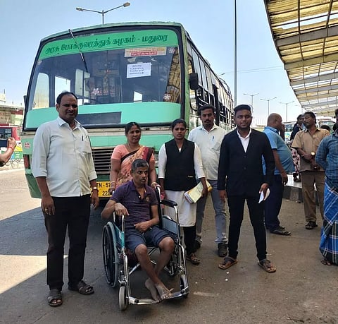 இழப்பீடு வழங்காததால் 4 அரசு பஸ்கள் ஜப்தி செய்ய கோர்ட்டு உத்தரவு