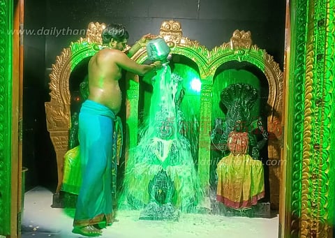 பவுர்ணமி சிறப்பு பூஜை