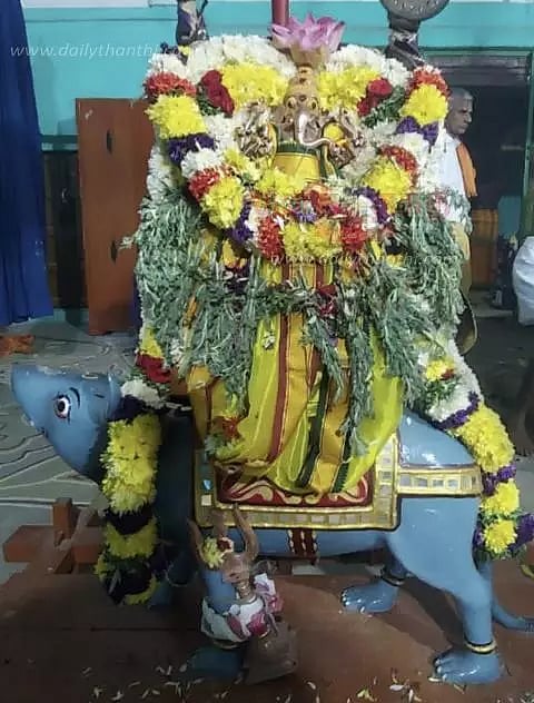 கல்யாண மரகதீஸ்வரர் கோவிலில் திருவீதி உலா