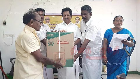 வேளாண் கருவிகள், உளுந்து விதை வழங்கும் நிகழ்ச்சி