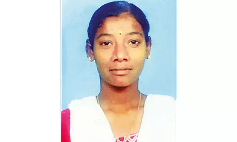 ஆஸ்பத்திரி 5-வது மாடியில் இருந்து குதித்து நர்சு தற்கொலை