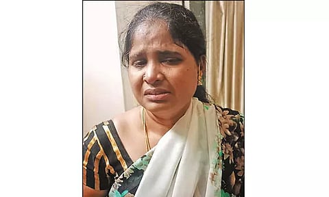 பெரியமேடு விடுதியில் தனியார் நிறுவன ஊழியர் கொலை கள்ளக்காதலி கைது