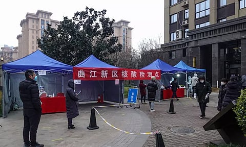 இன்புளூயன்சா பாதிப்புக்கு ஊரடங்கா...? கொதித்தெழுந்த சீன நகரவாசிகள்