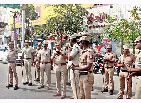 கடலூரில், பா.ம.க.வினர் போராட்டத்தில் ஈடுபட முயற்சி40 பேர் கைது