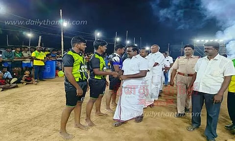 மின்னொளி கபடி போட்டி