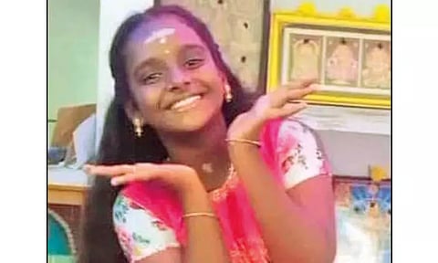 காஞ்சீபுரம் அருகே கோவில் திருவிழா; சாமி ஊர்வலத்தில் பள்ளி மாணவி சாவு