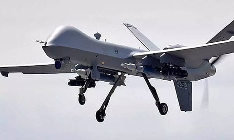 அமெரிக்க டிரோன் மீது ரஷிய போர் விமானம் மோதல்