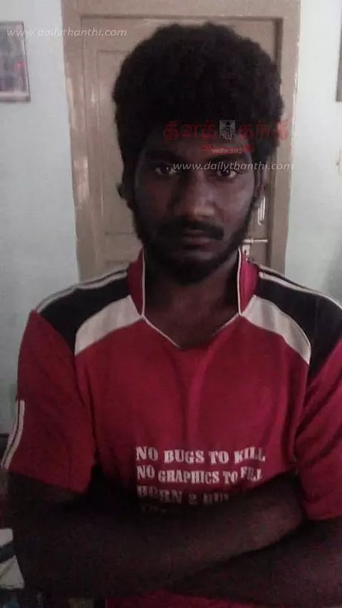 மாணவர்களுக்கு கஞ்சா விற்ற வாலிபர் கைது