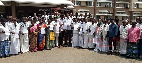 அதிகாரிகள் குறித்து அவதூறு பரப்பும் நபர்கள் மீது நடவடிக்கைபொதுமக்கள், கலெக்டரிடம் மனு