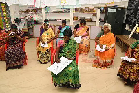 பயிற்சி பெற்றவர்களுக்கு தேர்வு