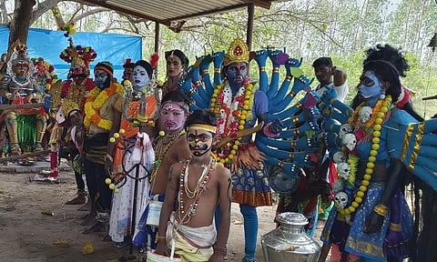 அங்காளபரமேஸ்வரி அம்மன் கோவிலில் மயானக் கொள்ளை விழா