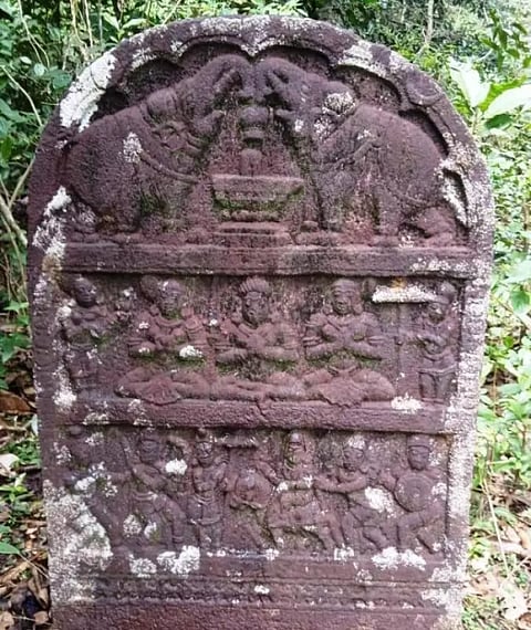 14-ம் நூற்றாண்டில் செதுக்கப்பட்ட கல்வெட்டு கண்டெடுப்பு