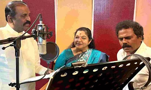 39 ஆண்டுகளுக்கு பிறகு மீண்டும் வைரமுத்து பாடலை பாடிய சித்ரா