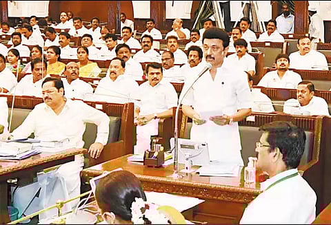 ஆன்லைன் சூதாட்ட தடை மசோதா மீண்டும் நிறைவேற்றம்; சட்டசபையில் அனைத்து கட்சியினரும் ஆதரவு