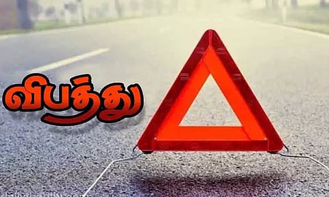 கார் - மோட்டார் சைக்கிள் மோதிய விபத்தில் வாலிபர் படுகாயம்