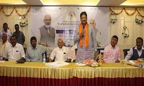 அனைத்து மொழி பேசுபவர்களும் வாழ பாதுகாப்பான மாநிலம் தமிழ்நாடு - குஜராத் மந்திரி