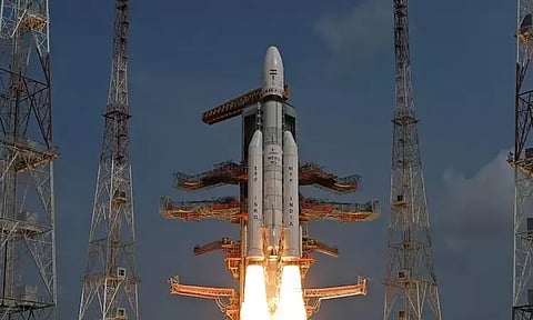 'எல்.வி.எம்.3-எம்.3' ராக்கெட்டின் தொழில்நுட்பம் ககன்யான் திட்டத்திற்கு பயன்படுத்தப்படும் - இஸ்ரோ தலைவர் தகவல்