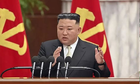 ஊரடங்கு பிறப்பித்த வடகொரிய அதிபர்; கொரோனாவுக்கு அல்ல... துப்பாக்கி குண்டுகளை கண்டறிய..!!