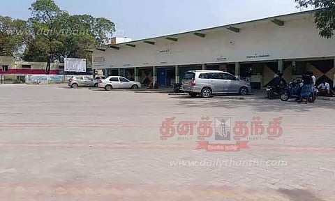 திருவேங்கடம் பஸ்நிலையத்துக்குள் அனைத்து பஸ்களும் வந்து செல்ல வேண்டும்; பொதுமக்கள் கோரிக்கை