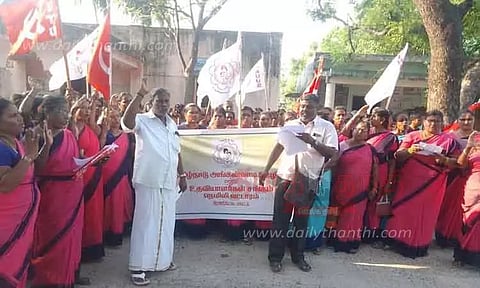 அங்கன்வாடி ஊழியர்கள் ஆர்ப்பாட்டம்