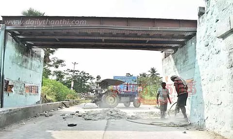 கே.கே.நகர் ரெயில்வே நுழைவு பாலத்தில்சீரமைப்பு பணி காரணமாக போக்குவரத்து மாற்றம்