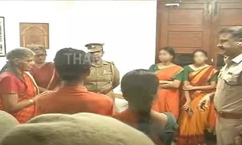 சென்னை கலாஷேத்ரா விவகாரம்: போராட்டத்தைக் கைவிட மாணவிகள் ஒப்புதல்