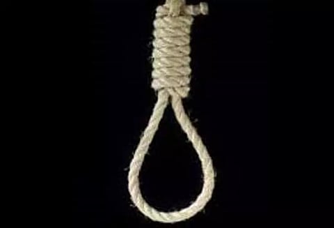 முதியவர் தூக்குபோட்டு தற்கொலை