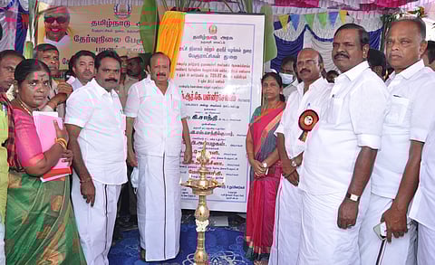 தர்மபுரி சிப்காட் தொழிற்பேட்டையில் புதிய தொழிற்சாலைகள் தொடங்க நடவடிக்கை அமைச்சர் எம்.ஆர்.கே.பன்னீர்செல்வம் பேட்டி