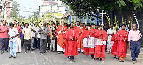 குருத்தோலை ஞாயிறு சிறப்பு திருப்பலி
