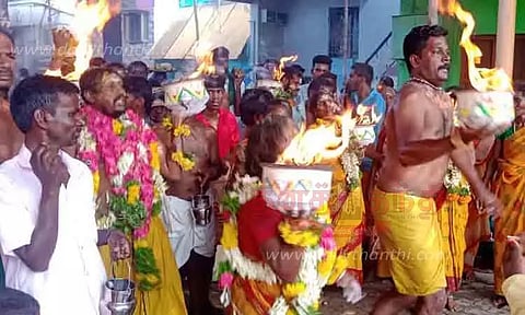 பாலமேடு பத்திரகாளியம்மன், மாரியம்மன் கோவில் திருவிழா -கரும்பு தொட்டில், பால்குடம் எடுத்து பக்தர்கள் நேர்த்திக்கடன்