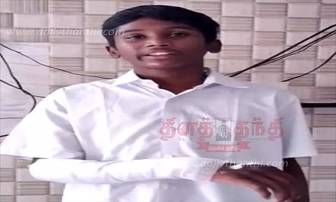 ஆசிரியர் உதவியுடன் 10-ம் வகுப்பு தேர்வு எழுதிய மாணவன்