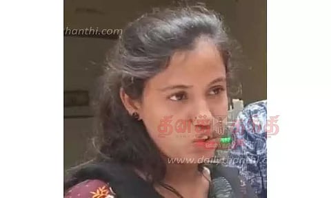தந்தை இறந்த துக்கத்திலும் தேர்வு எழுதிய எஸ்.எஸ்.எல்.சி. மாணவி