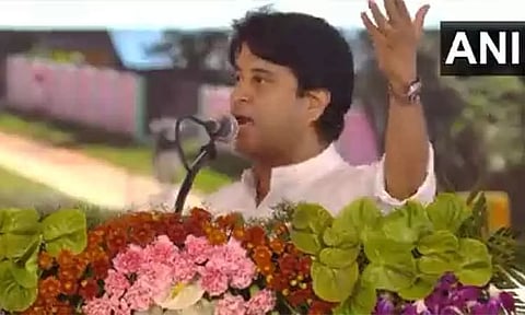 'கடந்த 9 ஆண்டுகளில் 74 விமான நிலையங்கள், ஹெலிபேட் தளங்கள் கட்டப்பட்டுள்ளன' - மத்திய மந்திரி ஜோதிராதித்ய சிந்தியா