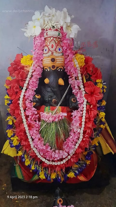 விநாயகர் கோவில்களில் சிறப்பு பூஜை