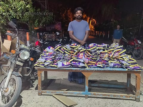 புகையிலை பொருட்கள் கடத்தியவர் கைது