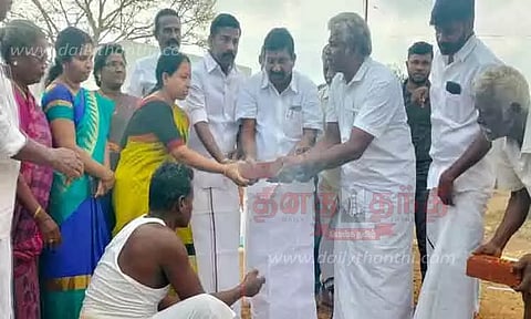புதிய கலையரங்கம் அடிக்கல் நாட்டு விழா