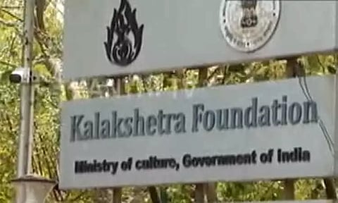 சென்னை கலாஷேத்ரா விவகாரம்: 2-வது நாளாக 30 மாணவிகளிடம் விசாரணை