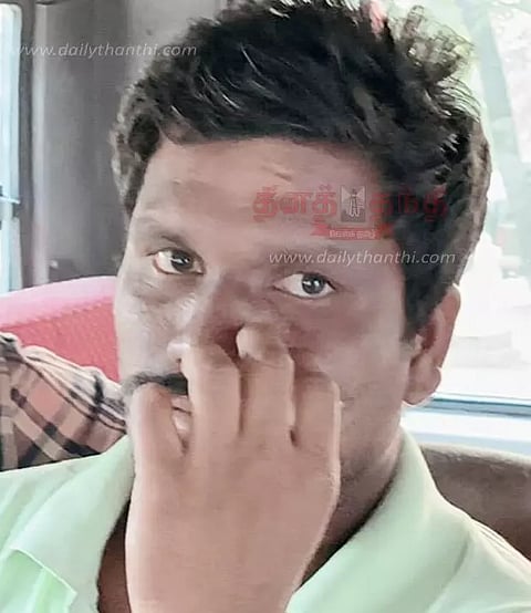 தமிழ்நாடு போலீஸ் பெயரில் முகநூல்; வாலிபர் கைது