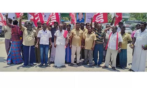 ராமநத்தம், திட்டக்குடியில்ஆட்டோ டிரைவர்கள் ஆர்ப்பாட்டம்