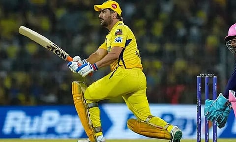 கேப்டன் டோனிக்கு முழங்காலில் காயம்: அடுத்த போட்டியில் பங்கேற்பாரா...? பயிற்சியாளர் பதில்