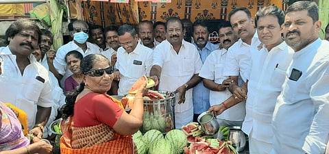 கள்ளக்குறிச்சியில் நீர், மோர் பந்தல்