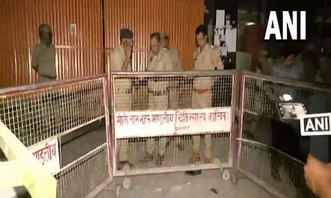 பத்திரிகையாளர்கள் போல் வந்து ஆதிக் அகமது சுட்டு கொலை; எப்.ஐ.ஆர். பதிவில் திடுக் தகவல்