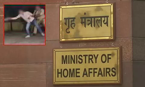 ஆதிக் அகமது கொலை எதிரொலி; பத்திரிகையாளர் பாதுகாப்பு வழிகாட்டு நெறிமுறைகளை வெளியிட மத்திய அரசு முடிவு