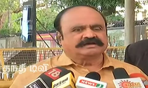 திருச்சி மாநாட்டில் சசிகலா கலந்து கொள்ள வேண்டும்- ஓபிஎஸ் ஆதரவாளர் புகழேந்தி பேட்டி